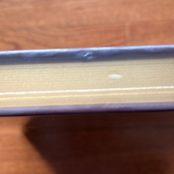 World of Warcraft Book - Picture 5 of 11